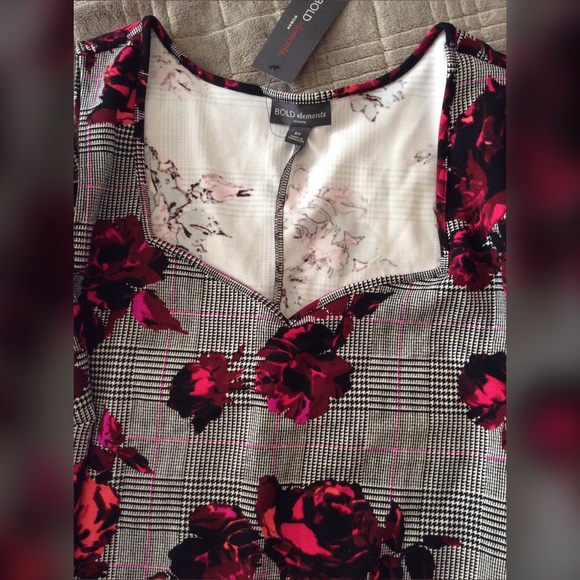 Gorgeous Dress - Picture 4 of 5